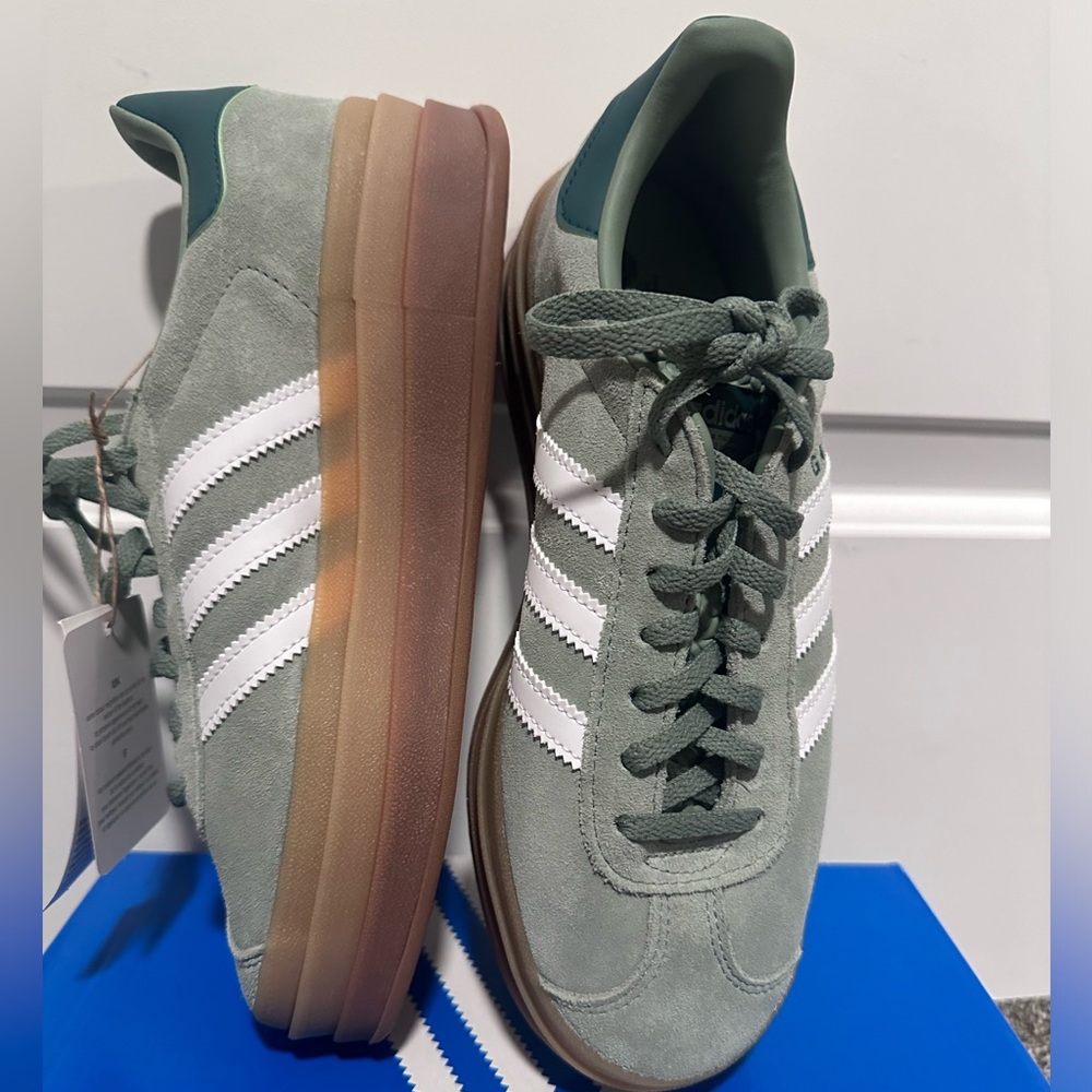 New Gazelle Bold "Silver Green Gum" sneakers US 7